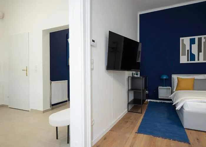 Apartment Contemporary With A Balcony. Wien