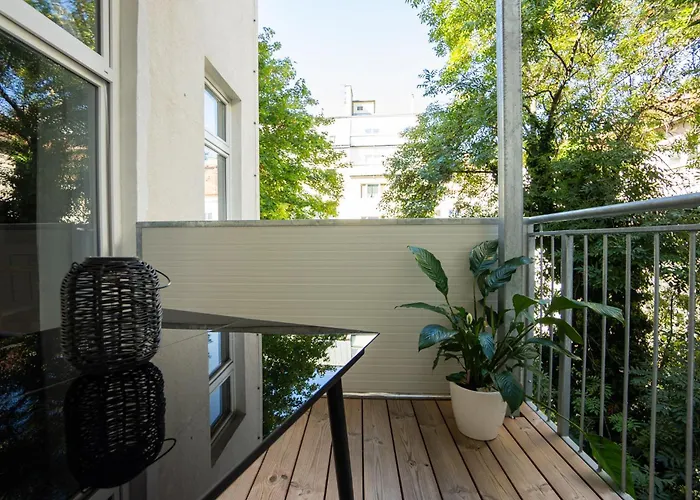 Contemporary With A Balcony. * Wien